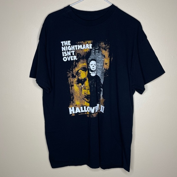 Halloween II 2 Michael Myers “The Nightmare Isn’t Over” graphic t-shirt - XL - Picture 1 of 7